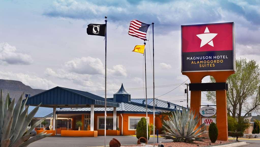 The Classic Desert Aire Hotel Аламогордо Екстериор снимка