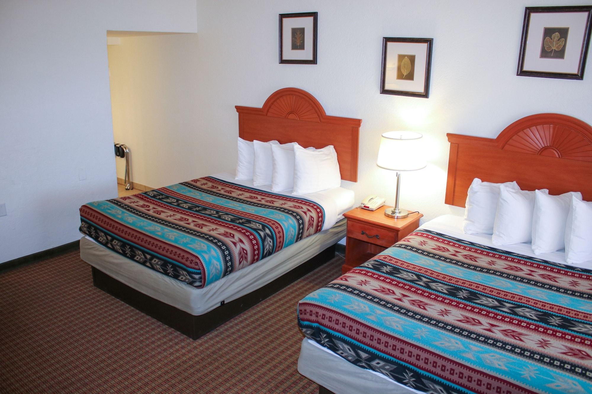 The Classic Desert Aire Hotel Аламогордо Екстериор снимка