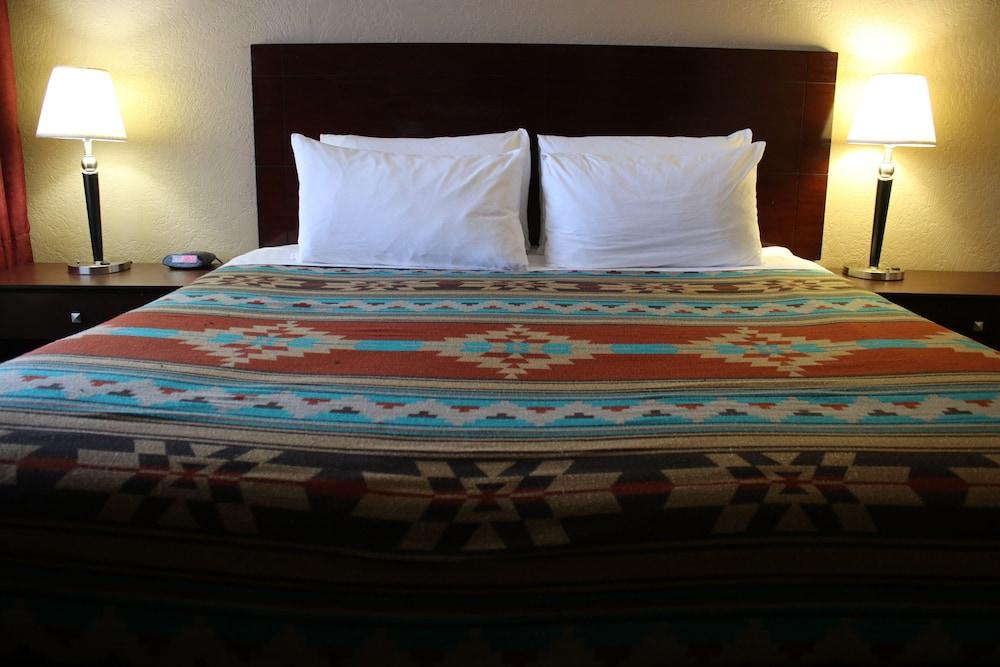 The Classic Desert Aire Hotel Аламогордо Екстериор снимка