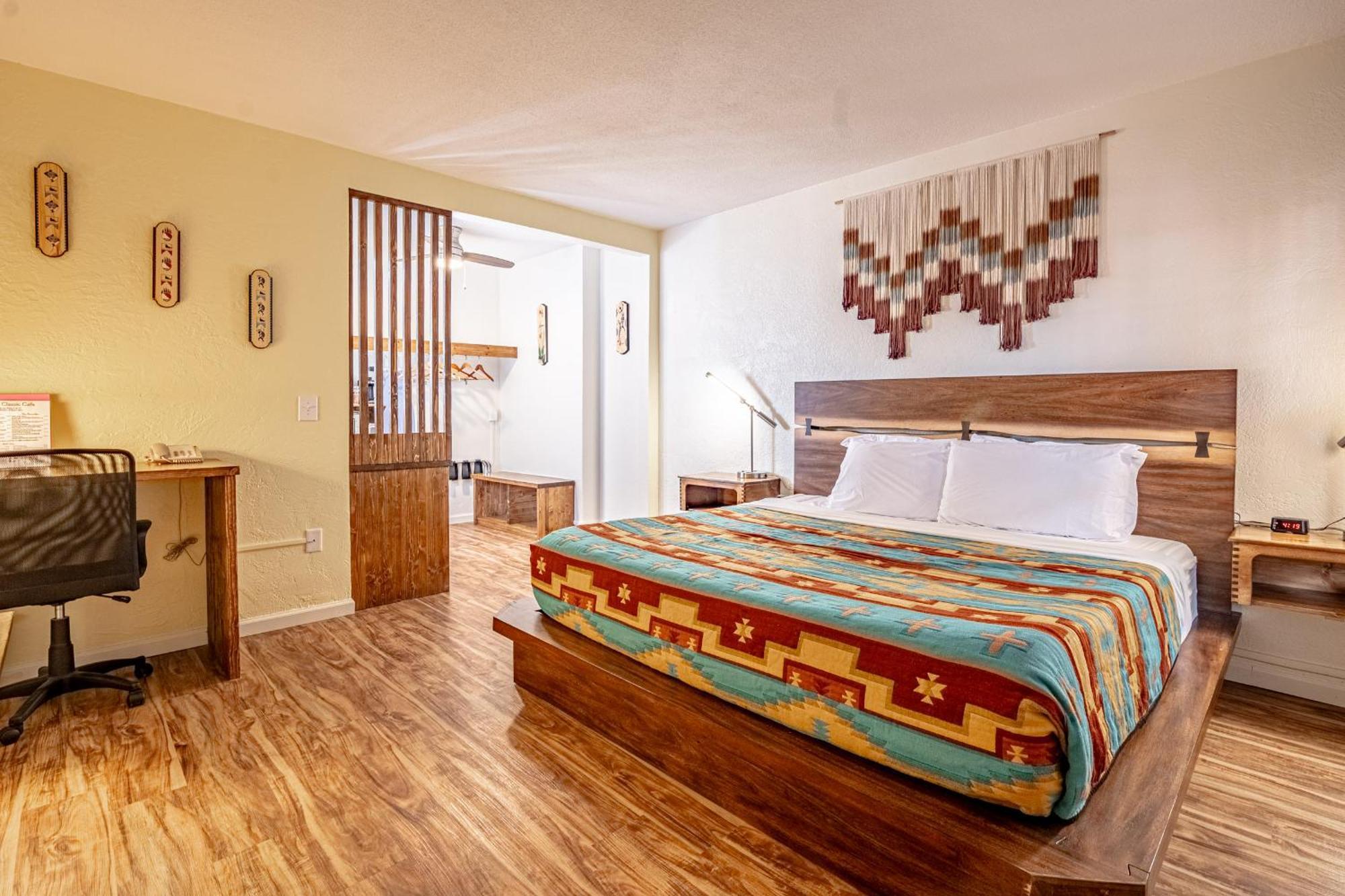 The Classic Desert Aire Hotel Аламогордо Екстериор снимка
